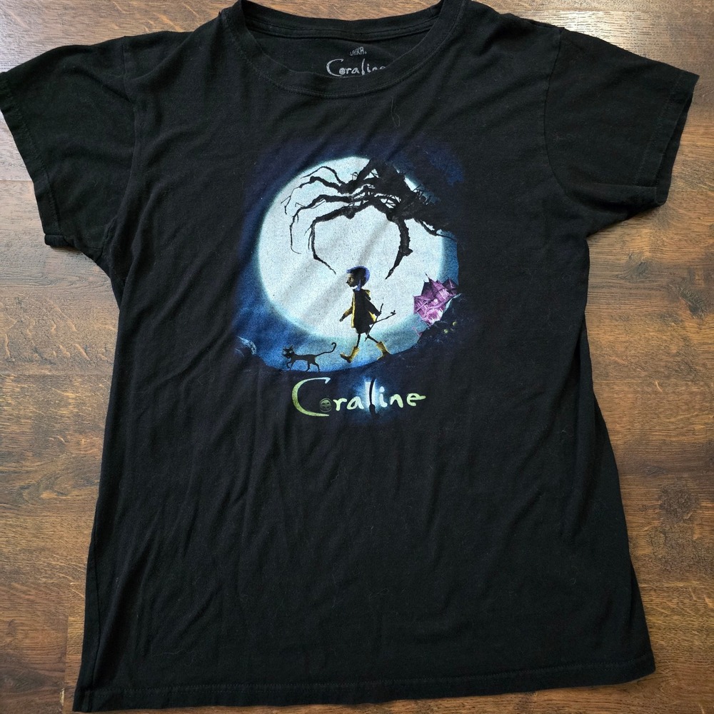 Coraline Movie Graphic T-Shirt Laika Ripple Junction Black Womens 2X horror